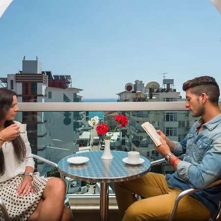 Tac Premier & Resort