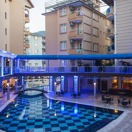 Tac Premier & Resort 4*