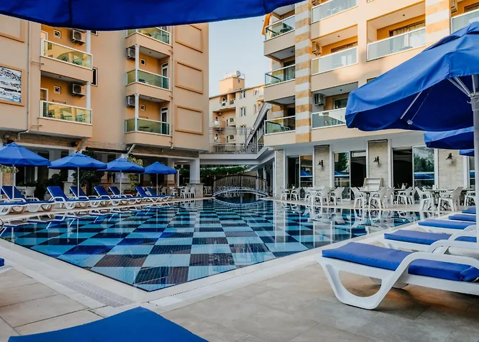 西塔普瑞米尔酒店及水疗中心 4* 阿拉尼亚