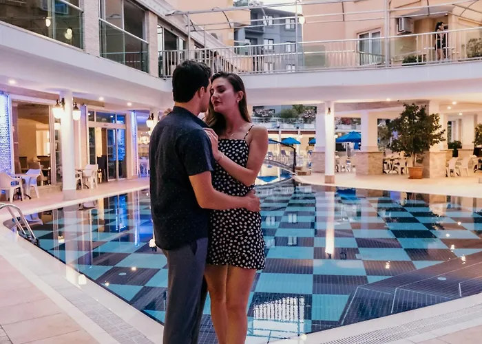 西塔普瑞米尔酒店及水疗中心 度假村 阿拉尼亚