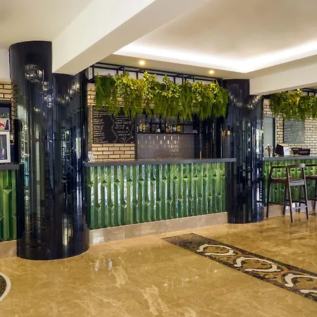 Tac Premier & Resort 4*
