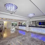 Tac Premier & Resort